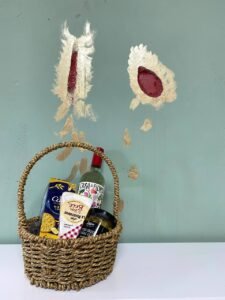 White Wine Basket